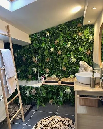 Le Bali By * Perpignan